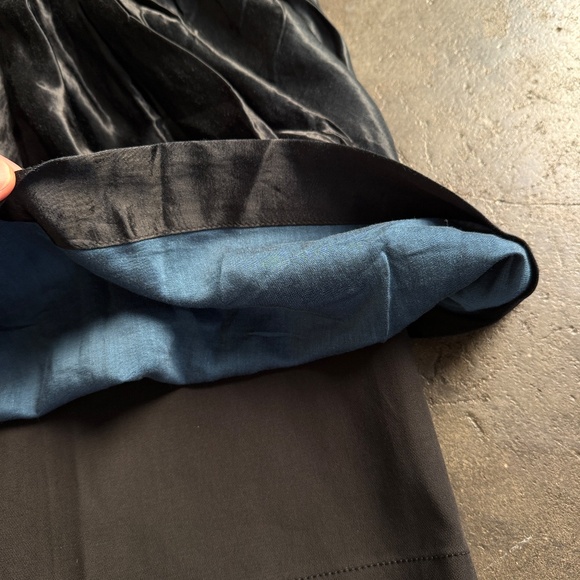 Vivienne Westwood 2016 Anglomania Blue Silk Like Cover on Black Skirt - Picture 5 of 9